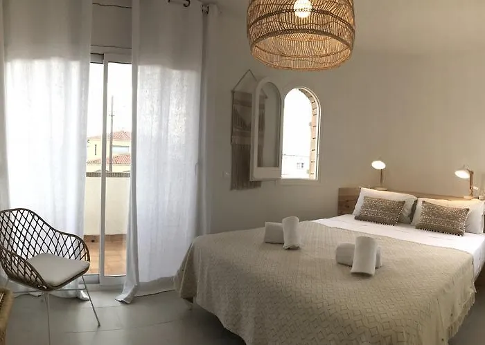 Casa Acacia Mar 펜션 캠브릴스