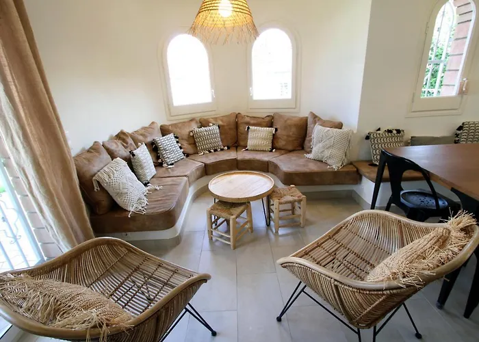 Casa Acacia Mar 펜션