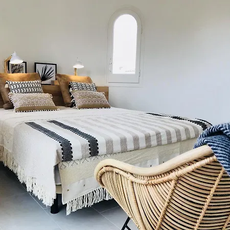Casa Acacia Mar كامبريلس