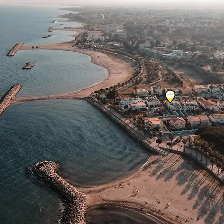 Casa Acacia Mar 펜션 캠브릴스